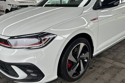 VW Polo 34.574 km 21.999 &euro; Büren 33142