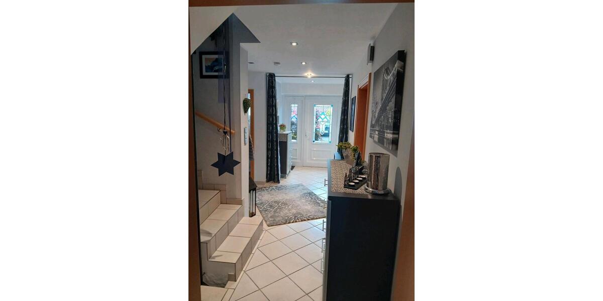 Doppelhaushälfte Rietberg - 4 Zimmer, 111 m&sup2;, 395.000&euro; | Angebot:26726856