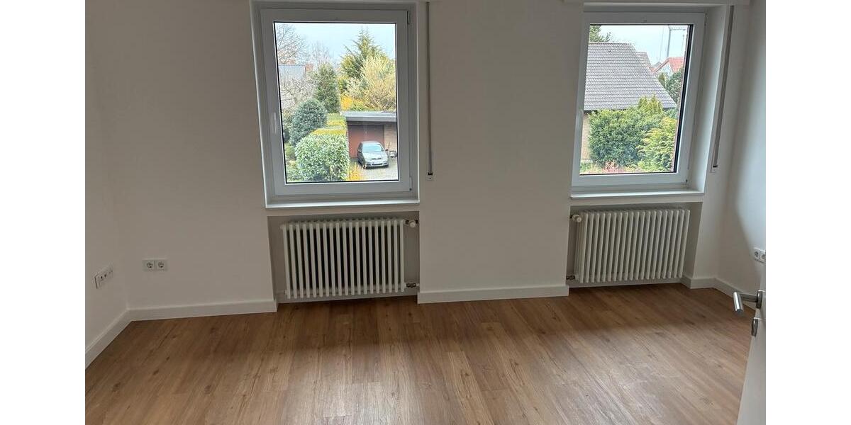 Etagenwohnung Salzkotten - 5 Zimmer, 107 m&sup2;, 1.220&euro; | Angebot:26022970