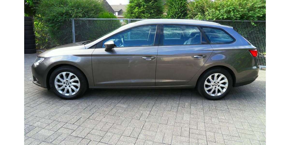Seat Leon 116.000 km 9.500 &euro; Erwitte 59597