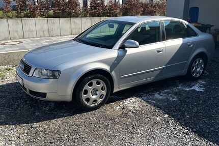 Audi A4 240.000 km 1.700 &euro; Paderborn 33100