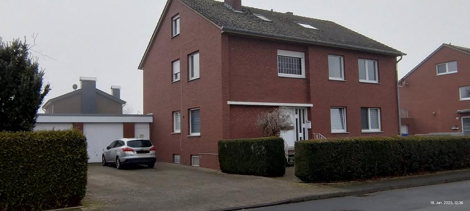 Dachgeschoßwohnung Ennigerloh - 3.5 Zimmer, 61 m&sup2;, 500&euro; | Angebot:26704152