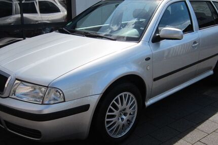 Skoda Octavia 185.200 km 1.450 &euro; Paderborn 33102