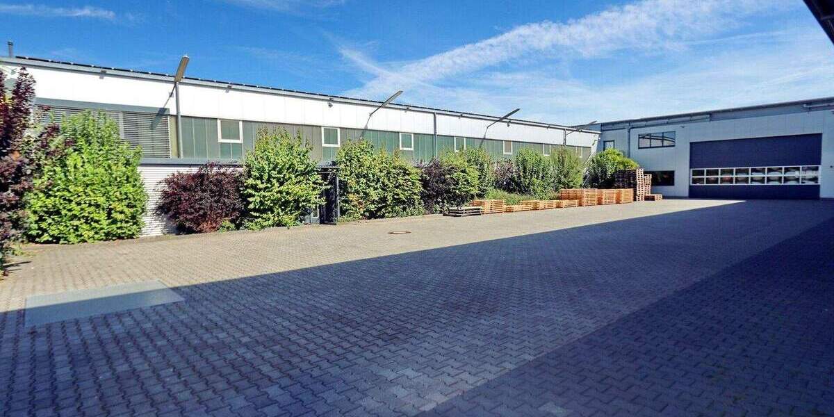 Gewerbeobjekt Salzkotten - 4.200.000&euro; | Angebot:25701945