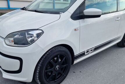 VW up! 109.887 km 4.990 &euro; Soest 59494