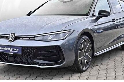 VW Passat Variant 4.990 km 66.980 &euro; Verl 33415