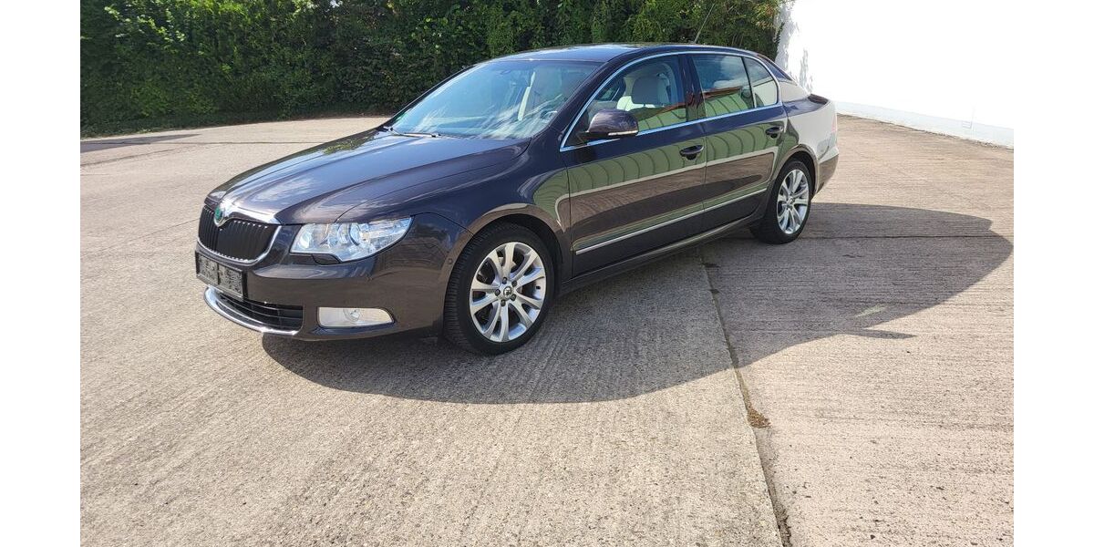 Skoda Superb 191.500 km 5.999 &euro; Soest 59494