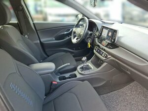 Hyundai i30 Passion + Navi AHK LED Apple CarPlay Android A 61.209 km 13.780 &euro; Bad Wünnenberg 33181