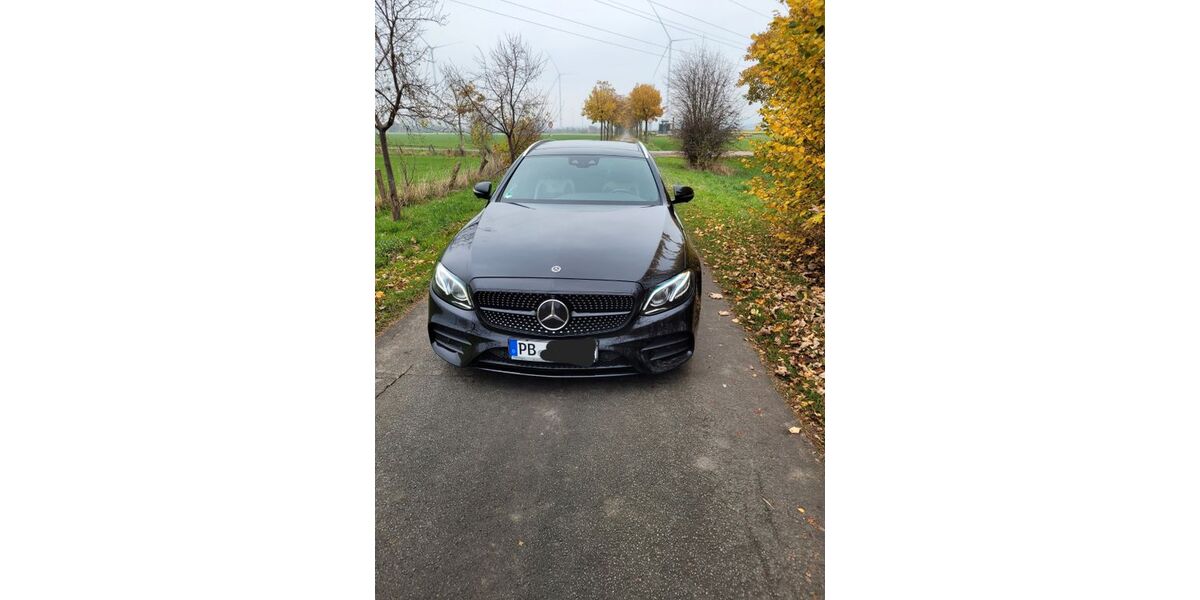 Mercedes-Benz E 220 195.000 km 22.999 &euro; Paderborn 33102