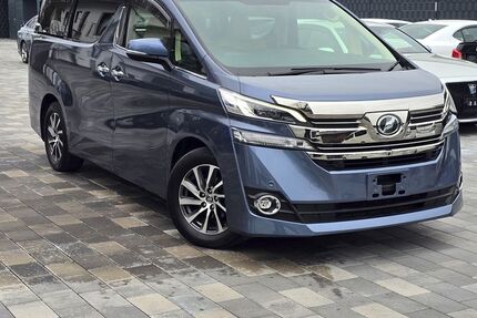 Toyota Alphard 77.760 km 29.990 &euro; Büren 33142