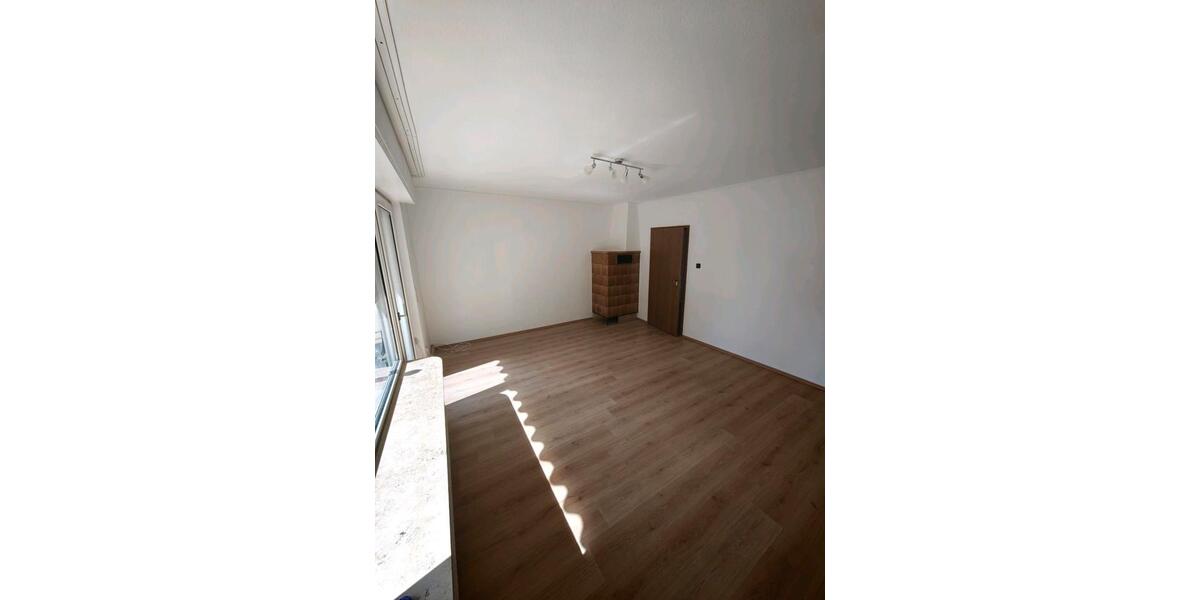 Etagenwohnung Lippstadt - 3 Zimmer, 84 m&sup2;, 830&euro; | Angebot:26678008