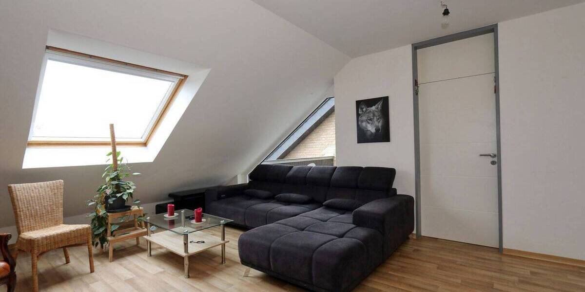 Etagenwohnung Büren - 2 Zimmer, 63 m&sup2;, 380&euro; | Angebot:26881842