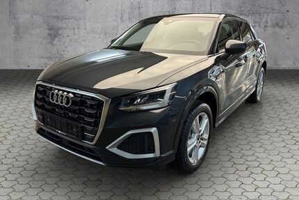 Audi Q2 12.000 km 33.900 &euro; Paderborn 33100