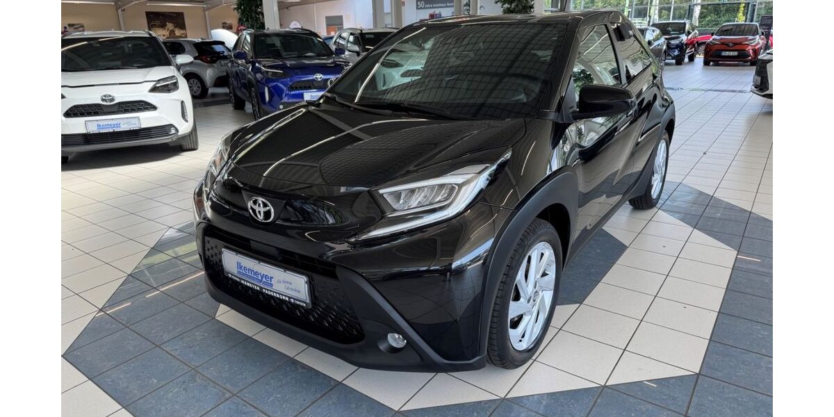 Toyota Aygo (X) 36.510 km 14.490 &euro; Paderborn 33104