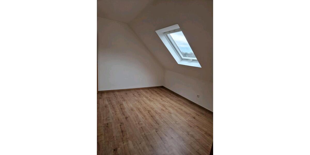 Dachgeschoßwohnung Herzebrock-Clarholz Clarholz - 3 Zimmer, 74 m&sup2;, 600&euro; | Angebot:25929416