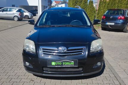 Toyota Avensis 254.000 km 1.499 &euro; Paderborn 33102