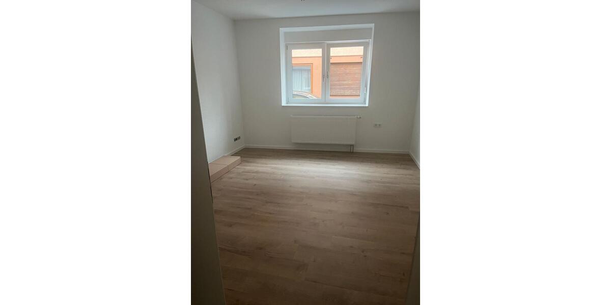 Erdgeschoßwohnung Paderborn - 3 Zimmer, 86 m&sup2;, 830&euro; | Angebot:26546072
