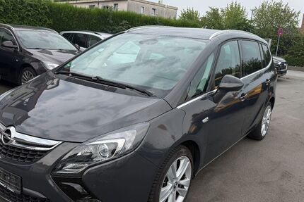Opel Zafira 172.000 km 7.599 &euro; Paderborn 33100