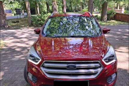 Ford Kuga 130.000 km 12.500 &euro; Herzebrock-Clarholz 33442