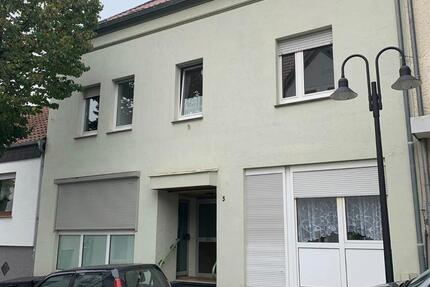 Haus Büren - 235.000&euro; | Angebot:27096329