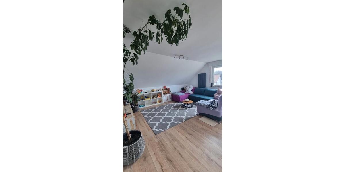 Dachgeschoßwohnung Lippstadt Garfeln - 3 Zimmer, 95 m&sup2;, 869&euro; | Angebot:25395287