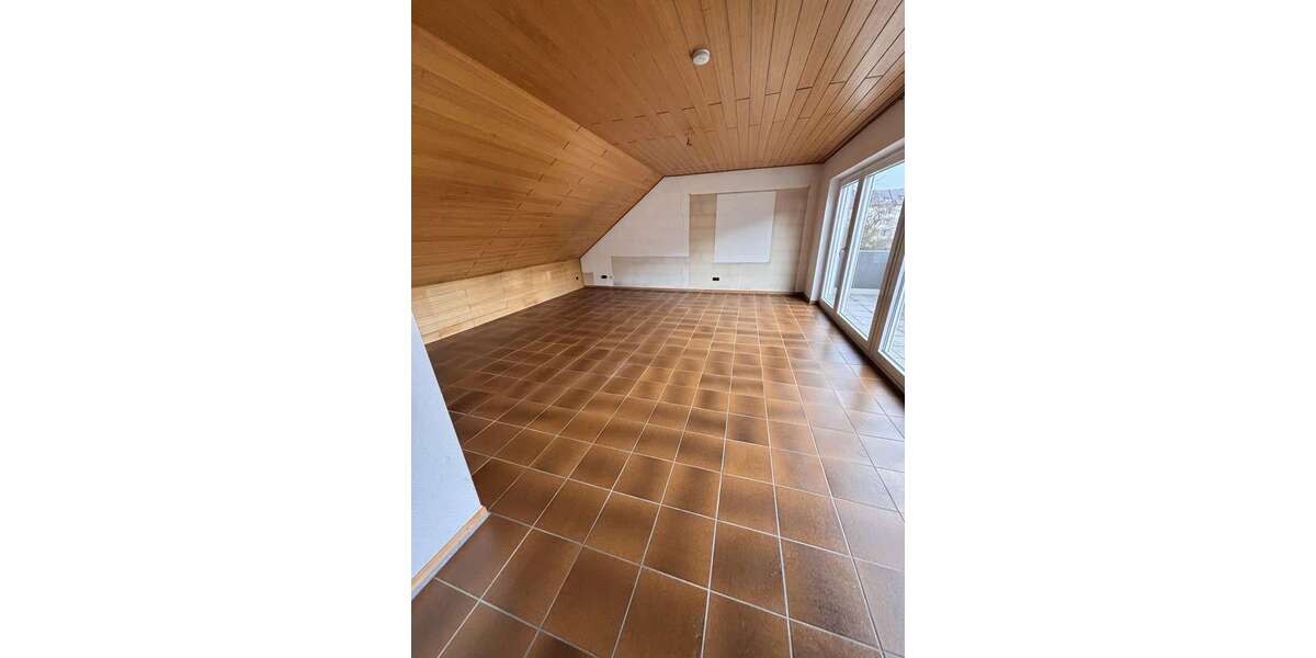 Etagenwohnung Paderborn Univiertel - 2 Zimmer, 76 m&sup2;, 600&euro; | Angebot:25972915