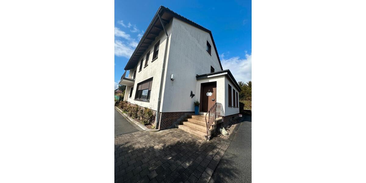 Einfamilienhaus Rüthen - 7 Zimmer, 240 m&sup2;, 330.000&euro; | Angebot:26000889