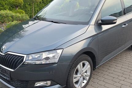 Skoda Fabia 49.100 km 12.460 &euro; Bad-Sassendorf 59505