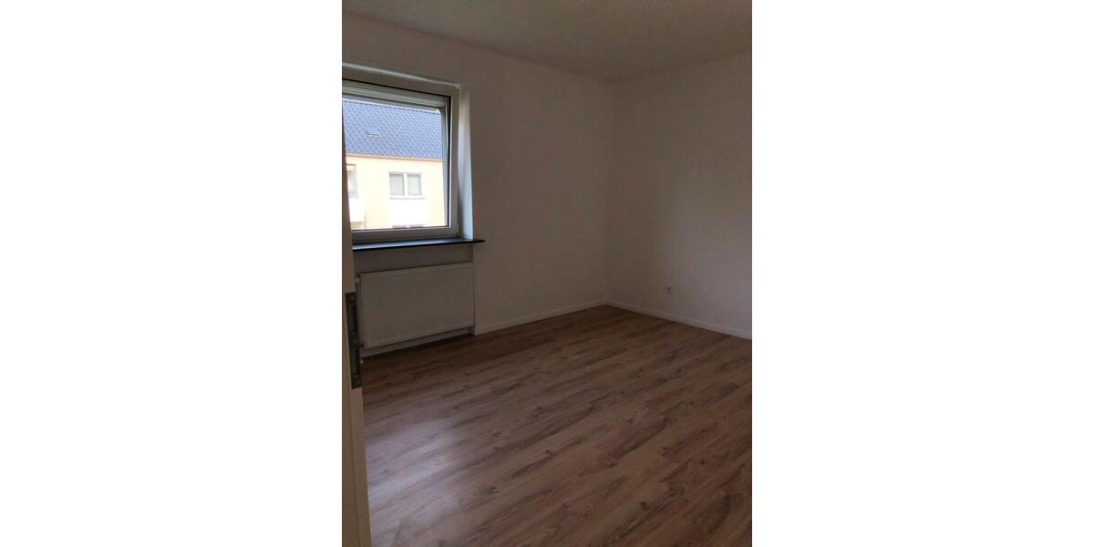 Etagenwohnung Erwitte - 3 Zimmer, 67 m&sup2;, 700&euro; | Angebot:26517456