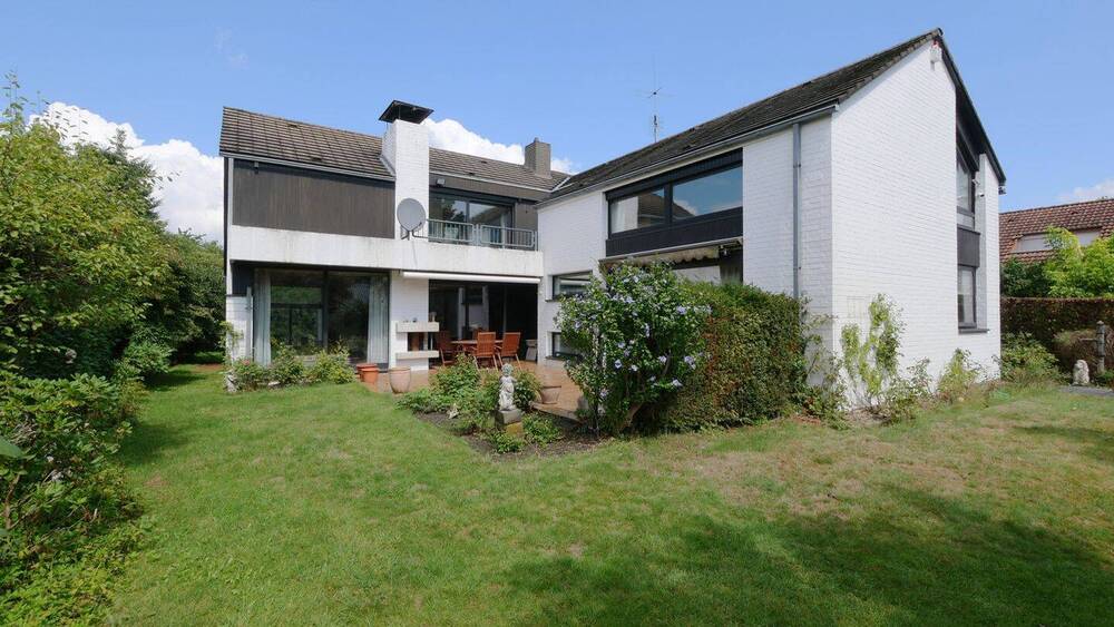 Einfamilienhaus Lippstadt Kernstadt - 6 Zimmer, 261 m&sup2;, 660.000&euro; | Angebot:25736021