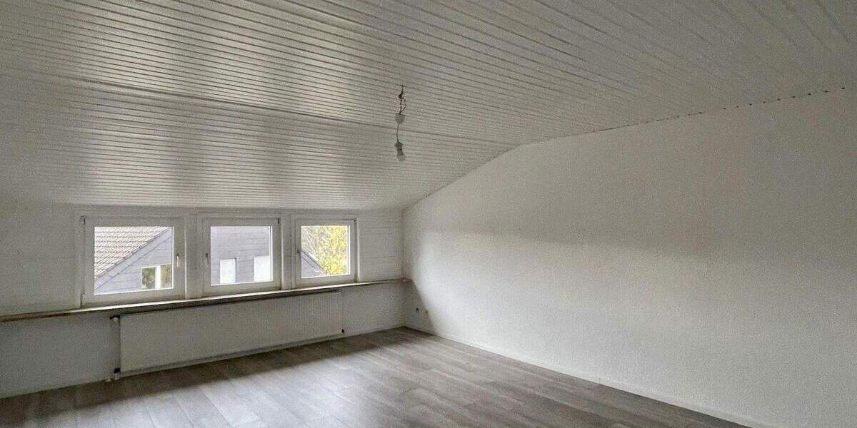 Etagenwohnung Paderborn OT Schloß Neuhaus Schloß Neuhaus - 3 Zimmer, 76 m&sup2;, 650&euro; | Angebot:25724174