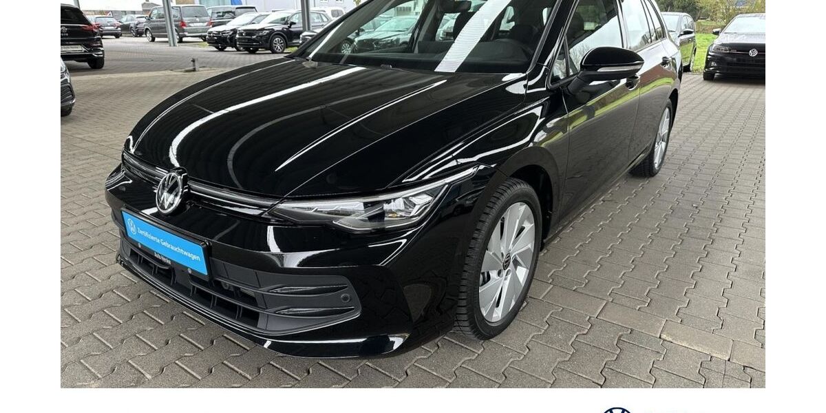 VW Golf 22.779 km 29.985 &euro; Büren 33142