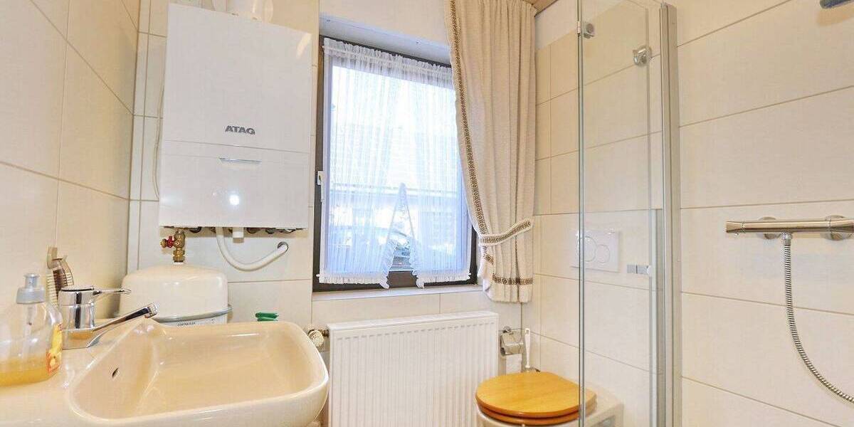 Mehrfamilienhaus, Wohnhaus Büren / Siddinghausen Siddinghausen - 3 Zimmer, 264 m&sup2;, 395.000&euro; | Angebot:26732482