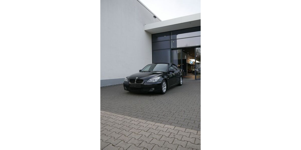 BMW 523 218.444 km 4.390 &euro; Soest 59494
