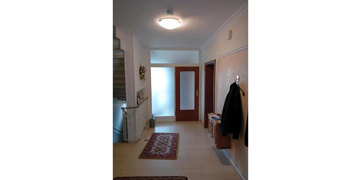 Erdgeschoßwohnung Rietberg - 4 Zimmer, 140 m&sup2;, 1.200&euro; | Angebot:26506439