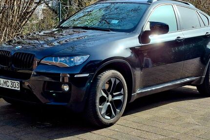 BMW X6 174.000 km 16.999 &euro; Paderborn 33106