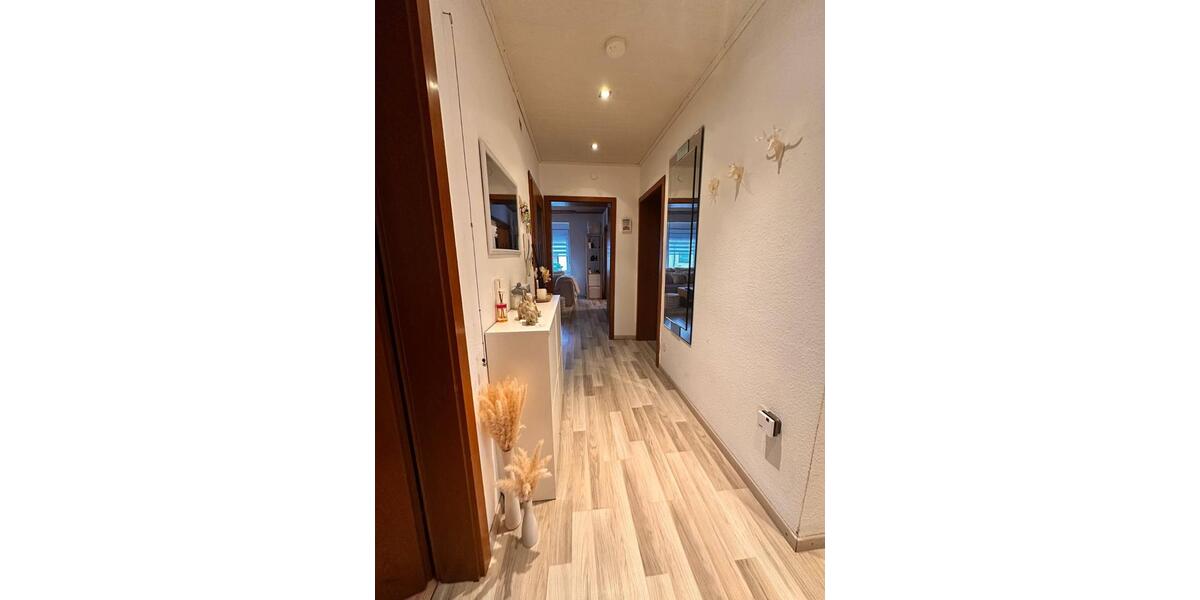 Erdgeschoßwohnung Paderborn - 3 Zimmer, 92 m&sup2;, 1.100&euro; | Angebot:24755845