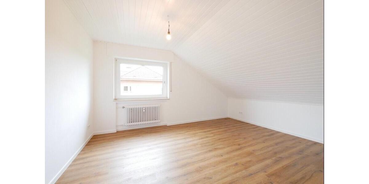 Dachgeschoßwohnung Paderborn Elsen - 3 Zimmer, 67 m&sup2;, 750&euro; | Angebot:26610396