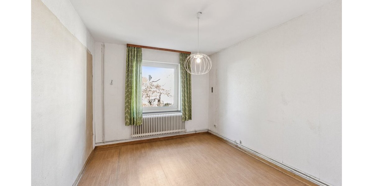 Zweifamilienhaus mit Potenzial – ideal für Mehrgenerationenwohnen oder Kapitalanlage - Einfamilienhaus Warstein | Angebot:25857972