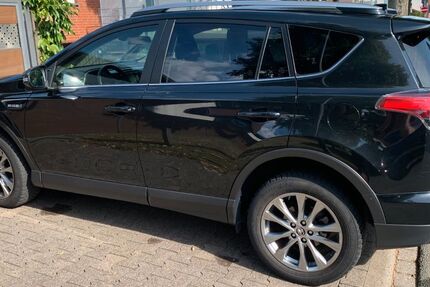 Toyota RAV 4 44.000 km 24.300 &euro; Gütersloh 33335