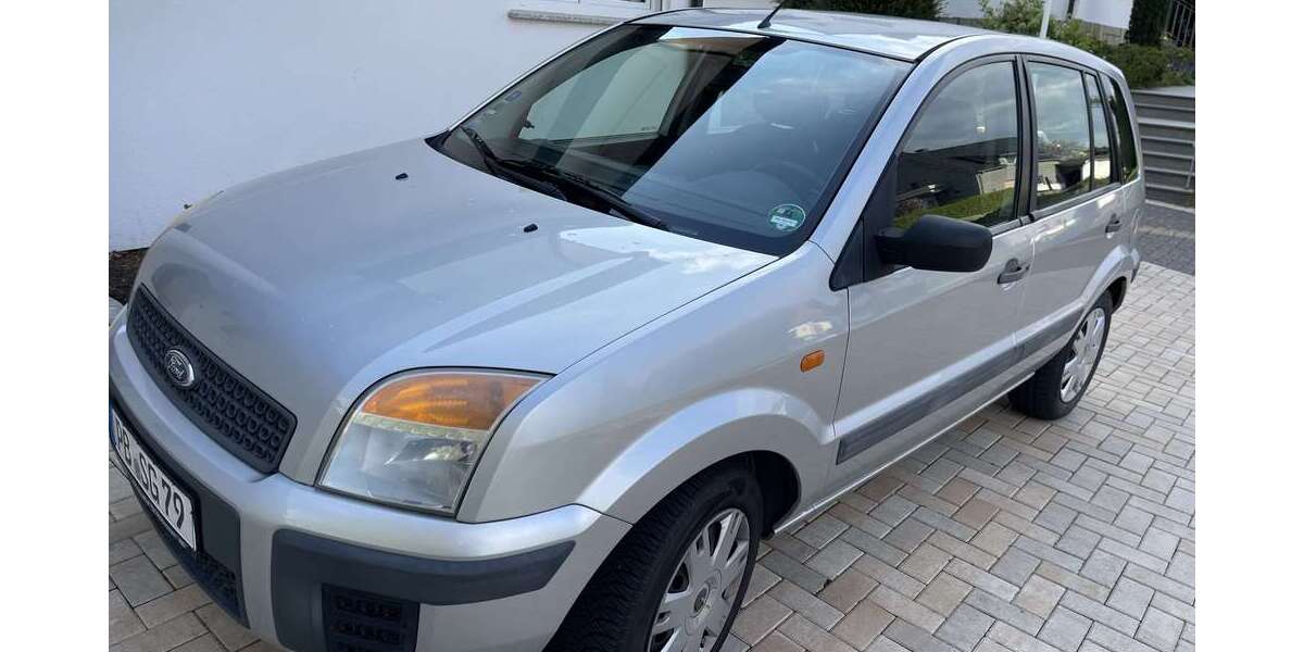 Ford Fusion 140.000 km 3.450 &euro; Büren 33142