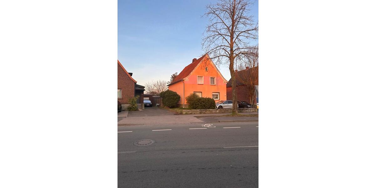Mehrfamilienhaus, Wohnhaus Rheda-Wiedenbrück Wiedenbrück - 7 Zimmer, 130 m&sup2;, 310.000&euro; | Angebot:26061065