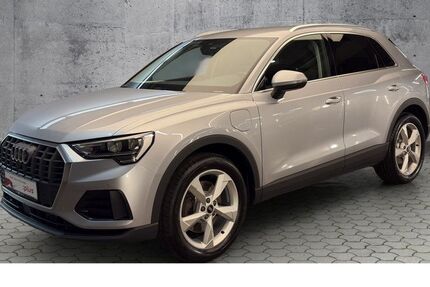 Audi Q3 70.300 km 26.990 &euro; Paderborn 33100