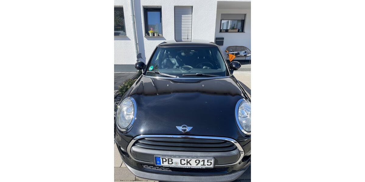 Mini ONE 71.200 km 12.500 &euro; Paderborn 33106