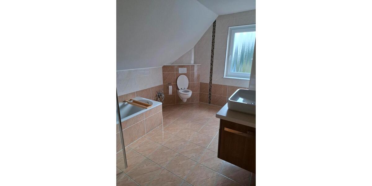 Etagenwohnung Gütersloh - 3 Zimmer, 115 m&sup2;, 1.470&euro; | Angebot:25949033