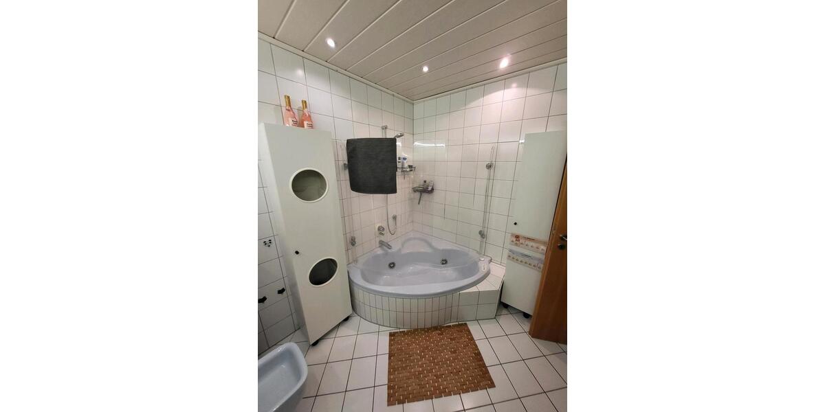 Etagenwohnung Paderborn Elsen - 3 Zimmer, 83 m&sup2;, 245.000&euro; | Angebot:25408303