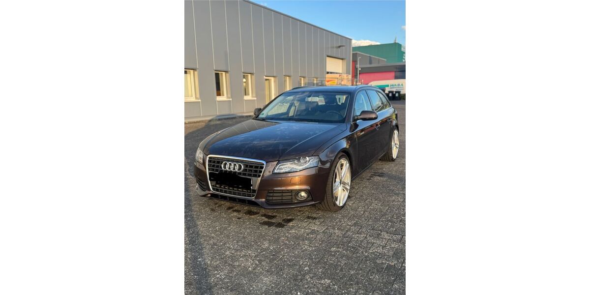 Audi A4 204.000 km 5.000 &euro; Paderborn 33102