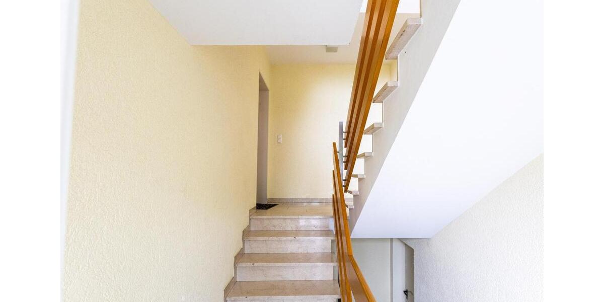Dachgeschoßwohnung Paderborn Elsen - 3 Zimmer, 83 m&sup2;, 219.000&euro; | Angebot:26662206