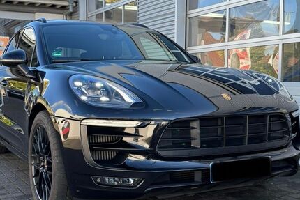 Porsche Macan 112.000 km 43.700 &euro; Verl 33415