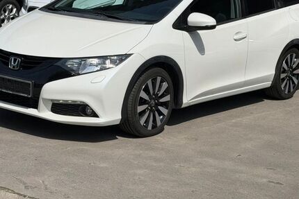 Honda Civic 144.000 km 9.799 &euro; Paderborn 33100